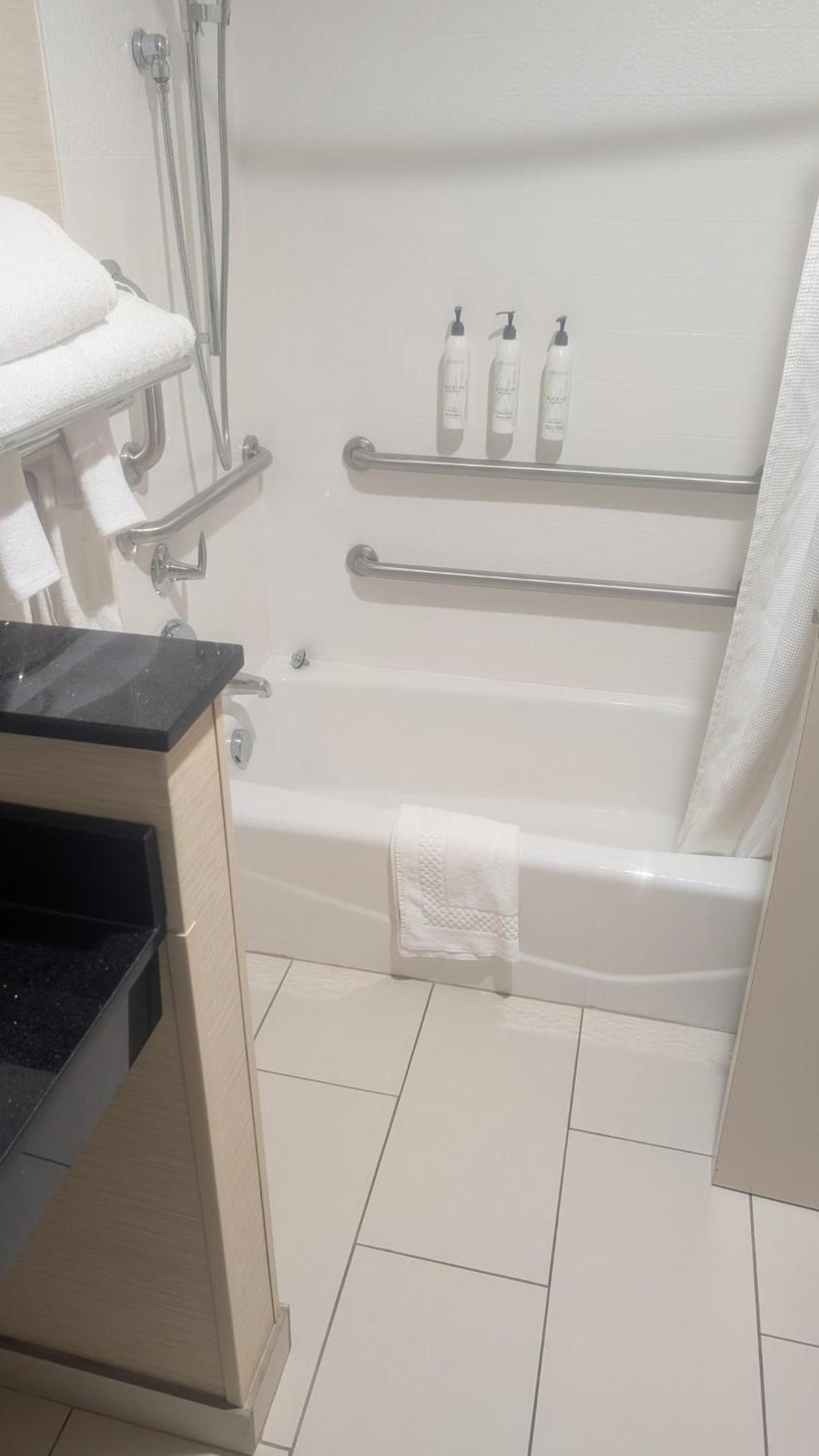 Fairfield & By Marriott Detroit Hotel 3*