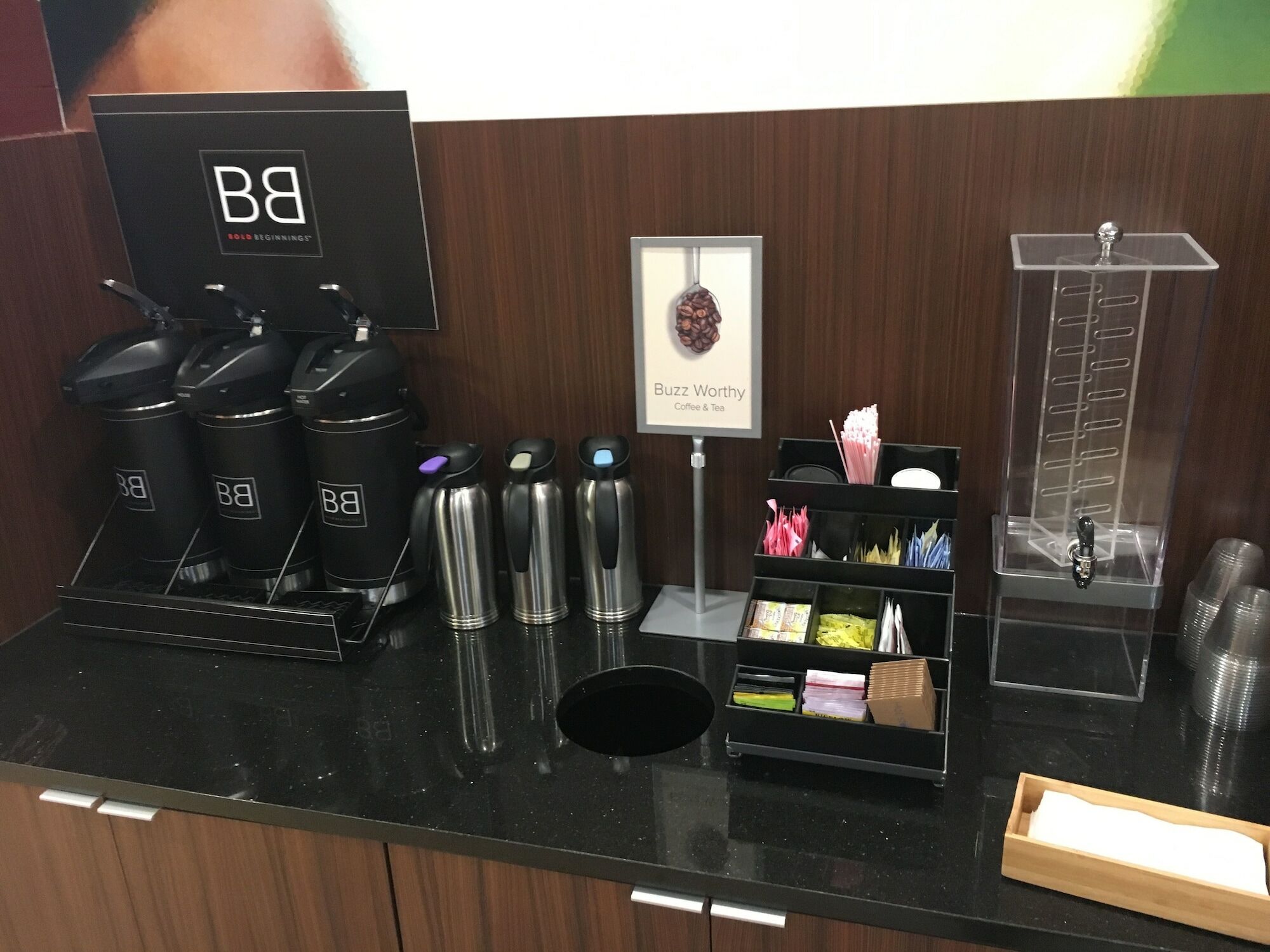 Hotel Fairfield & By Marriott Detroit 3*